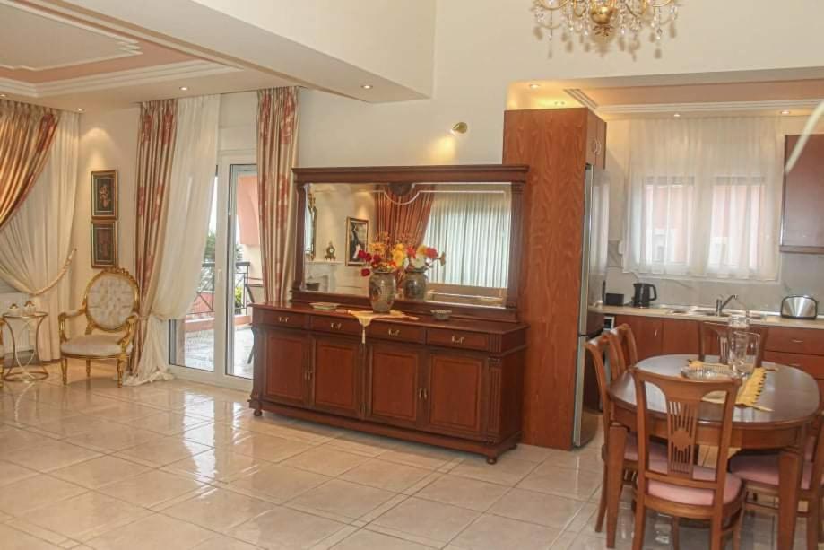 Villa Endless Blue Seaside à PalaiónTsiflíkion Extérieur photo
